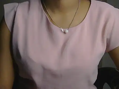 Snapshot of cute_yashi chatting on 20, 4, 2026 cute yashi online show from 20, 4, 2026