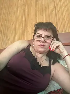 expensive lady online show from 13, 4, 2026