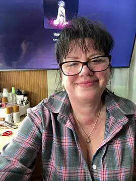 expensive lady online show from 22, 3, 2026