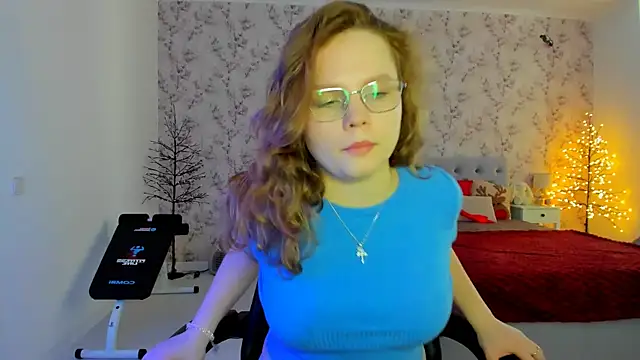 Snapshot of AngellaRud chatting on 1, 3, 2026 AngellaRud online show from 1, 3, 2026