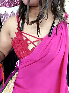 Snapshot of Sweet_Mahii chatting on 2, 3, 2026 Sweet Mahii online show from 2, 3, 2026