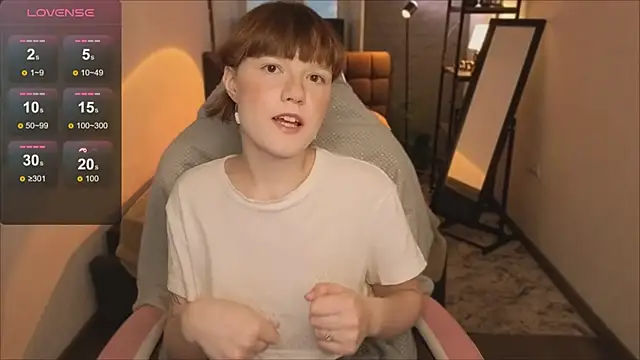  DreamLuna1  online show from 7, 3, 2026