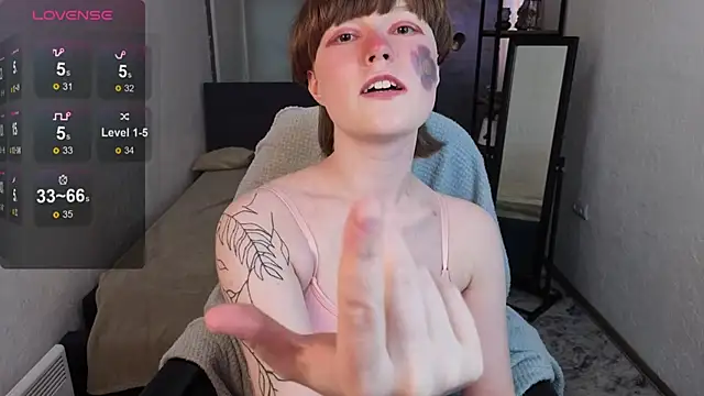  DreamLuna1  online show from 7, 4, 2026