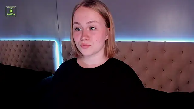 stacy moorex online show from 13, 7, 2026