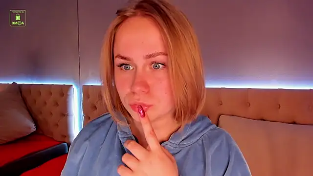 stacy moorex online show from 8, 7, 2026