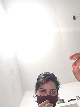 Snapshot of Poonam_bhoji chatting on 15, 7, 2026 Poonam bhoji online show from 15, 7, 2026