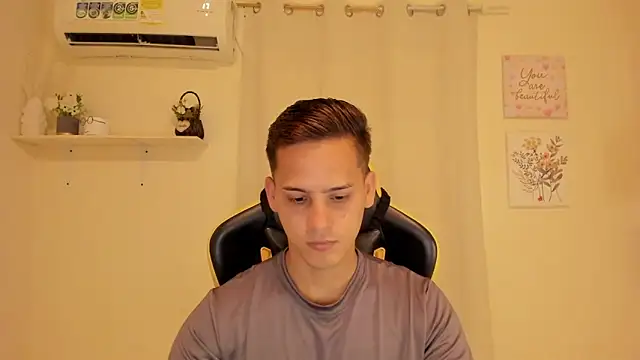 sexy andres01 online show from 7, 6, 2026