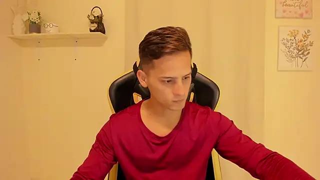 sexy andres01 online show from 28, 5, 2026