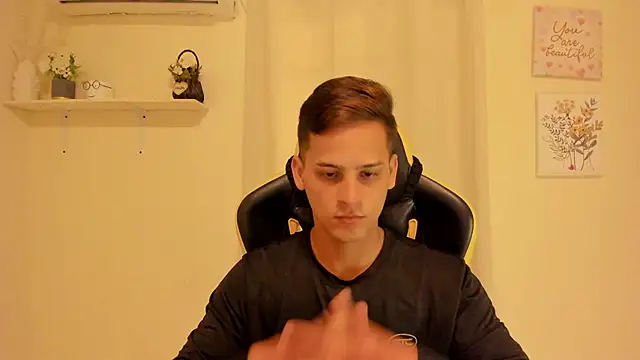 sexy andres01 online show from 22, 6, 2026