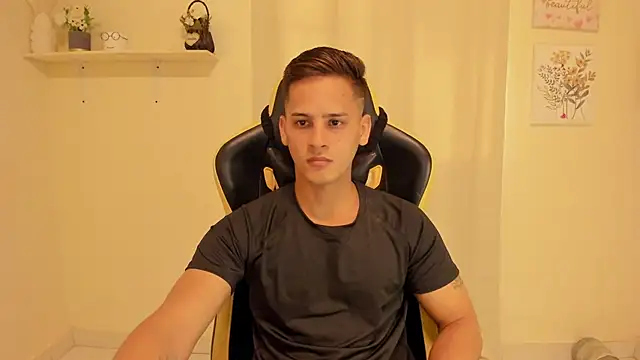 sexy andres01 online show from 12, 6, 2026