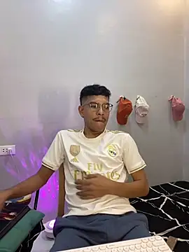 asian darlingcummersxXx online show from 14, 4, 2026