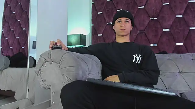 TonyBenedetti online show from 16, 7, 2026