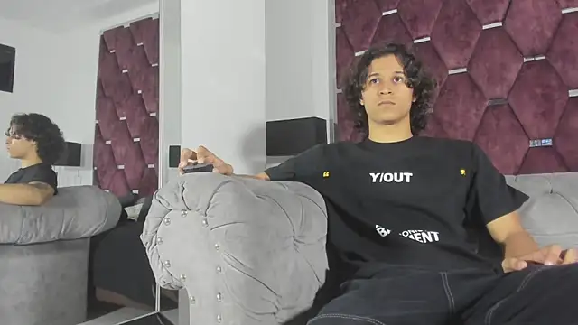 Snapshot of TonyBenedetti chatting on 28, 5, 2026 TonyBenedetti online show from 28, 5, 2026