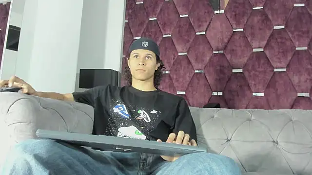 Snapshot of TonyBenedetti chatting on 14, 5, 2026 TonyBenedetti online show from 14, 5, 2026