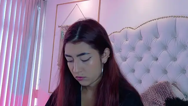 Sara funy online show from 8, 6, 2026