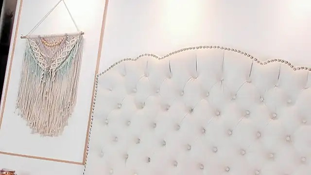 Sara funy online show from 31, 3, 2026