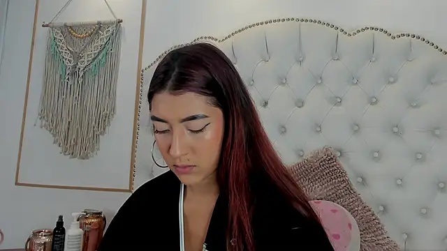 Sara funy online show from 24, 4, 2026