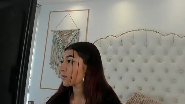 Sara funy online show from 22, 5, 2026