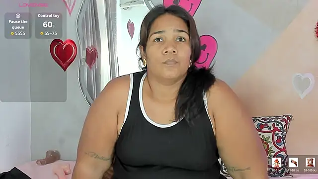 Snapshot of mariana_villa72 chatting on 2, 3, 2026 mariana villa72 online show from 2, 3, 2026