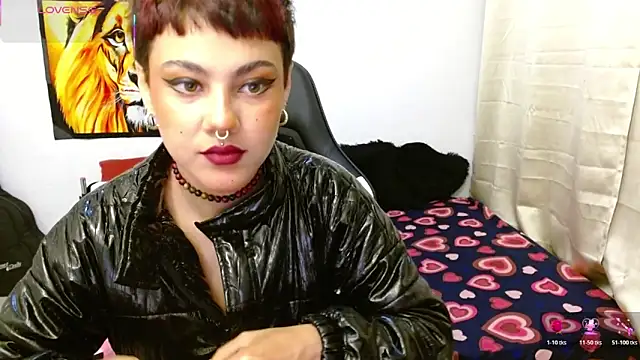 Snapshot of Divinejewel69 chatting on 28, 2, 2026 Divinejewel69 online show from 28, 2, 2026