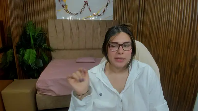 Snapshot of Isiis_tay chatting on 25, 3, 2026 Isiis tay online show from 25, 3, 2026