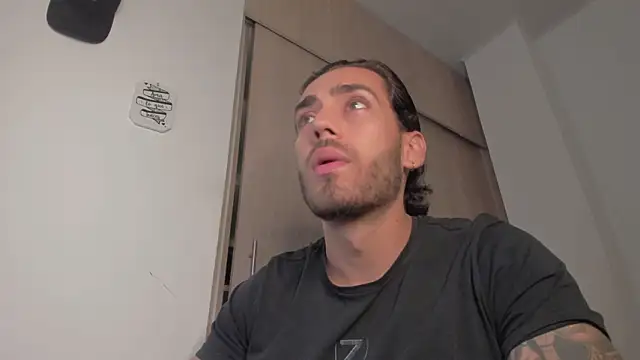 Axel  Blaze online show from 9, 3, 2026