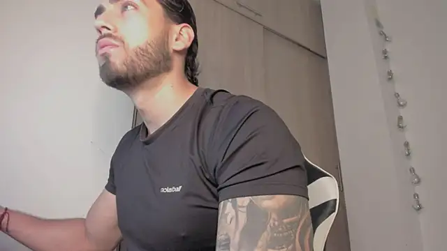 Axel  Blaze online show from 20, 4, 2026