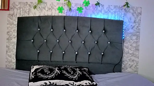 cutninasky online show from 28, 3, 2026