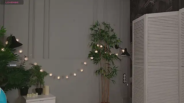 Sophie Peach  online show from 21, 3, 2026