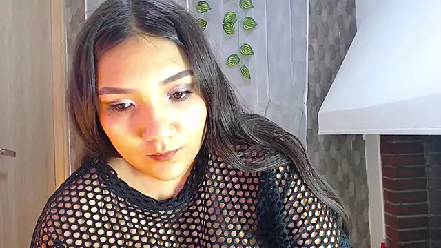 anyela donecm online show from 28, 4, 2026