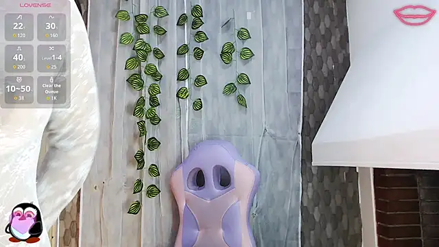 anyela donecm online show from 17, 4, 2026