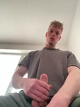 Dencchikk22 online show from 28, 4, 2026