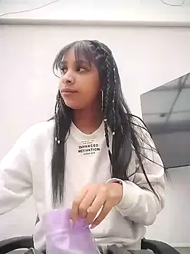 ShayMilleer online show from 16, 4, 2026