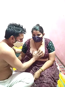 Snapshot of gujjuhotcouple chatting on 1, 3, 2026 gujjuhotcouple online show from 1, 3, 2026