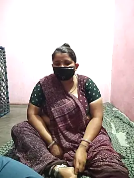 gujjuhotcouple online show from 11, 4, 2026