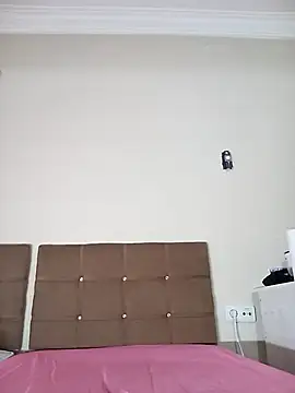 emre-pelin54 online show from 5, 3, 2026