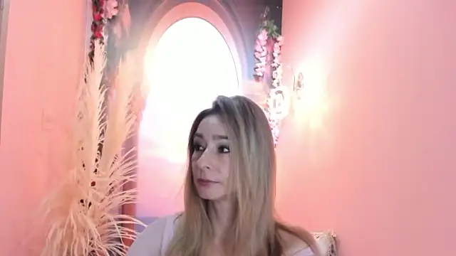 Madam Dalila online show from 18, 3, 2026