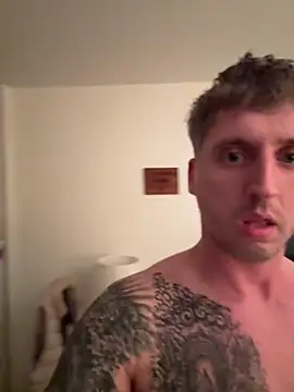 Snapshot of freddie321 chatting on 24, 2, 2026 freddie321 online show from 24, 2, 2026