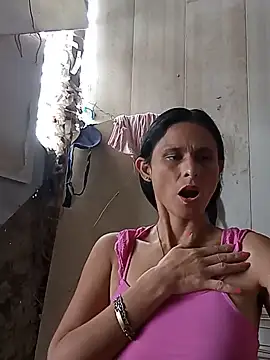 yuliitza4 online show from 19, 5, 2026