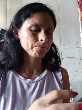 yuliitza4 online show from 27, 5, 2026