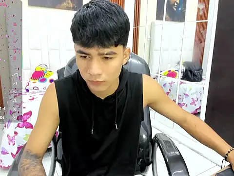 Snapshot of Thiago_collinss chatting on 29, 5, 2026 Thiago collinss online show from 29, 5, 2026