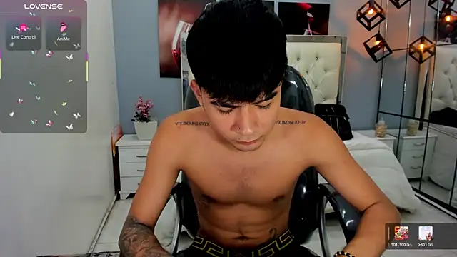 Snapshot of Thiago_collinss chatting on 18, 6, 2026 Thiago collinss online show from 18, 6, 2026