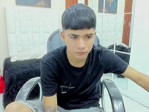 Snapshot of Thiago_collinss chatting on 28, 2, 2026 Thiago collinss online show from 28, 2, 2026