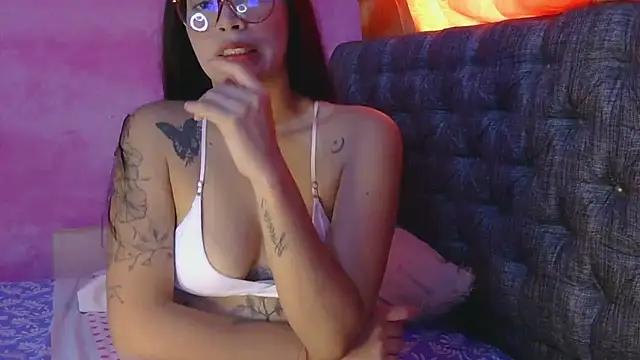 Snapshot of mia_luna88 chatting on 24, 2, 2026 mia luna88 online show from 24, 2, 2026