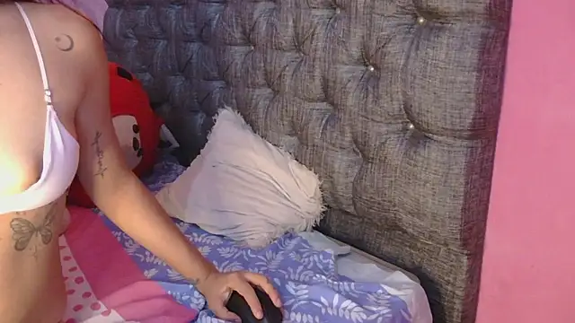 Snapshot of mia_luna88 chatting on 27, 2, 2026 mia luna88 online show from 27, 2, 2026