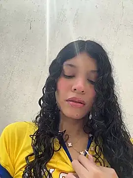 Snapshot of Sophiemoo_ chatting on 12, 6, 2026 Sophiemoo online show from 12, 6, 2026