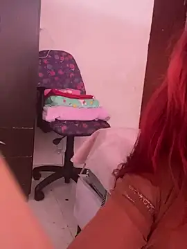 kisscherry8 online show from 17, 4, 2026