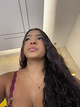 Snapshot of SofiiCruz chatting on 3, 7, 2026 SofiiCruz online show from 3, 7, 2026