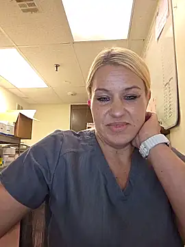 Snapshot of LadyB07 chatting on 1, 7, 2026 LadyB07 online show from 1, 7, 2026