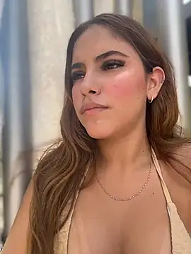 MiluRossee online show from 4, 3, 2026